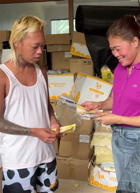 Whamos Cruz gives cash to his mother after seeing .